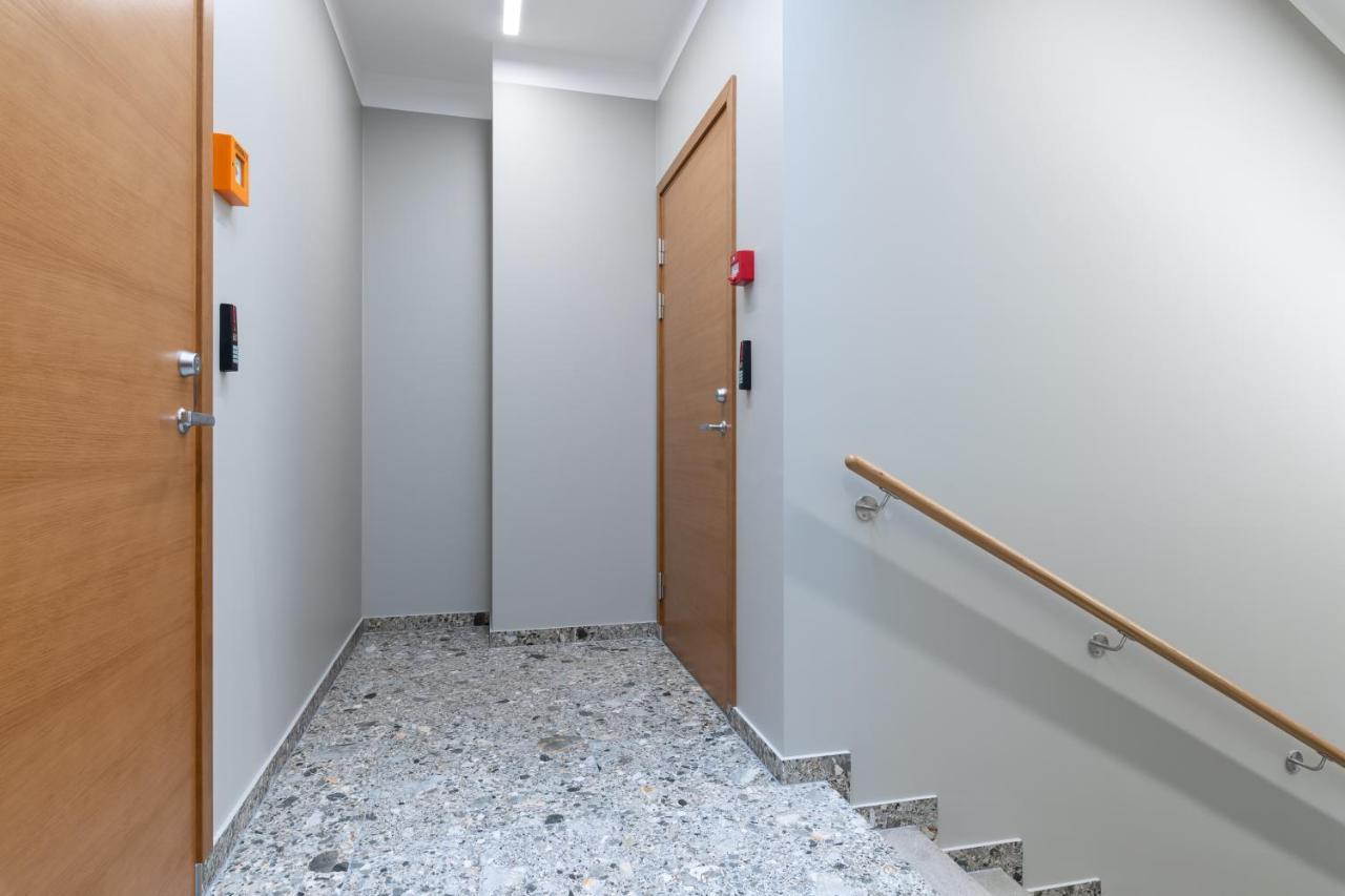 Self-Check-In Spacious 1 Bedroom Apartment With Free Parking 塔林 外观 照片